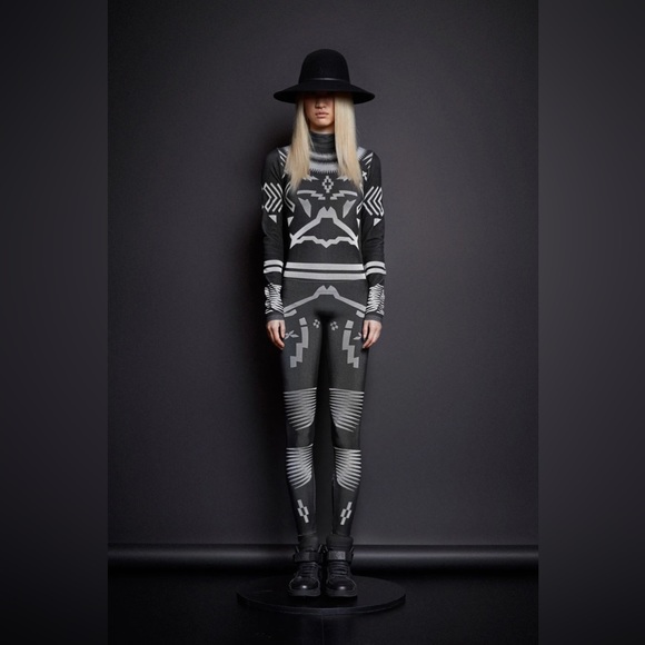 MARCELO BURLON COUNTY OF MILAN Black and White Graphic Leggings XS - Picture 3 of 6